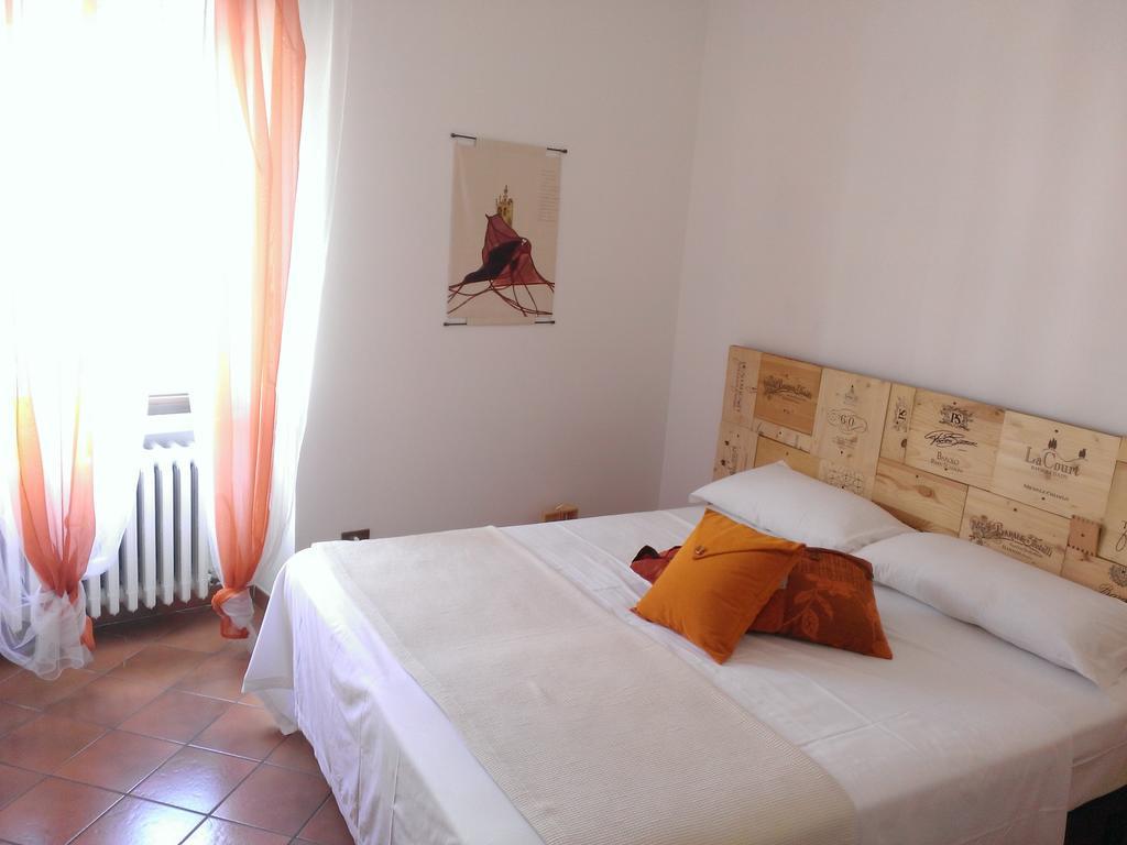Rossobarolo Hotel Bilik gambar